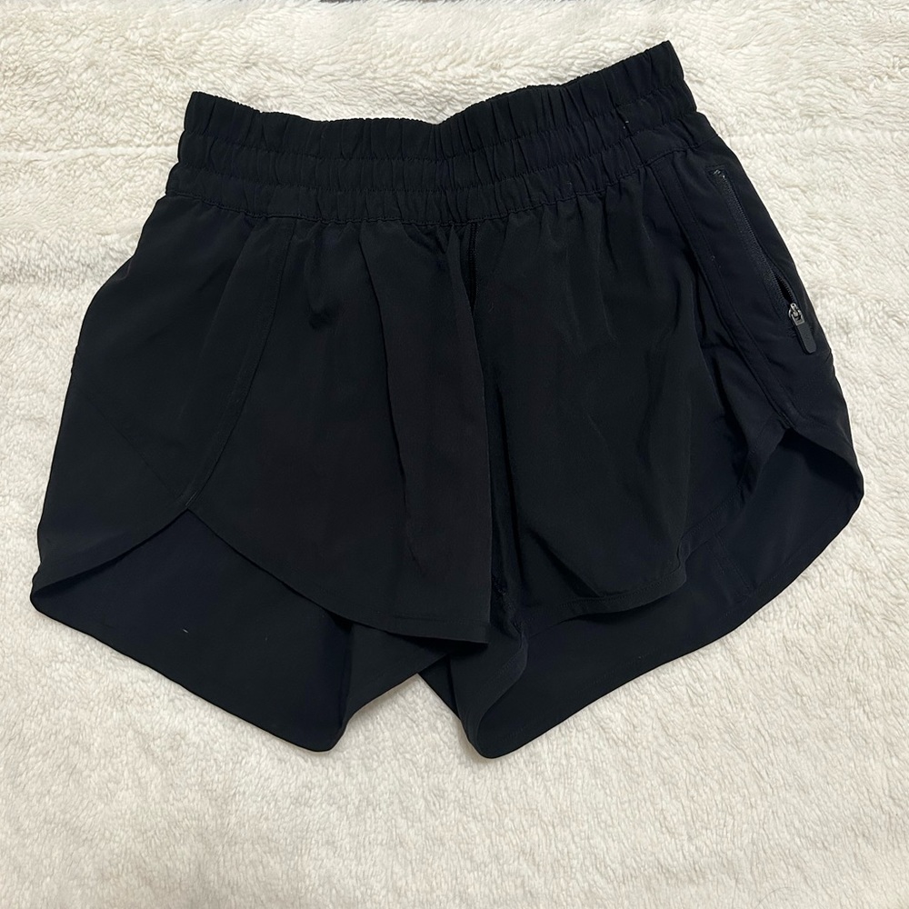 LULULEMON 3” SHORTS